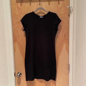 Gap Factory Pocket T-Shirt Dress in black, size M – EUC